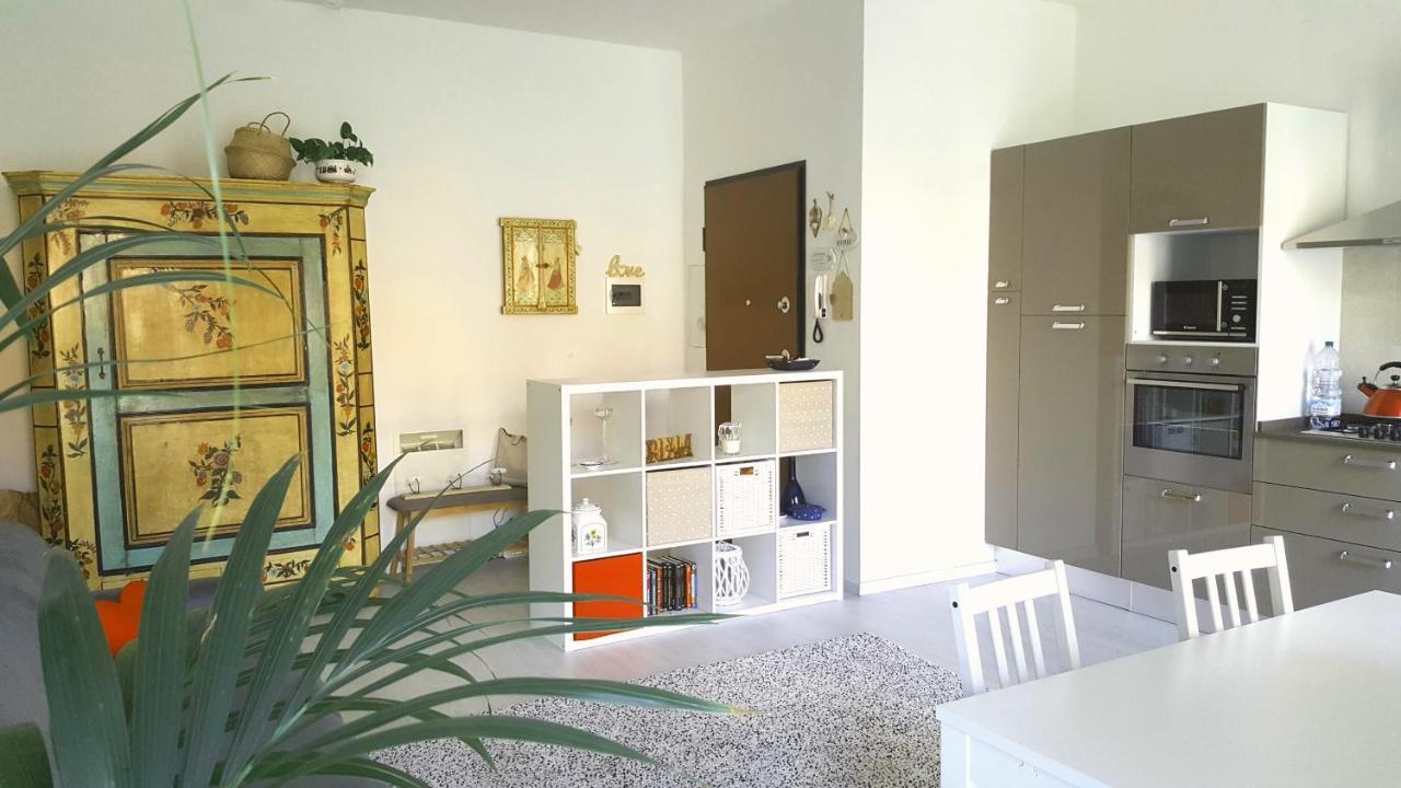 Maison Ebe Apartment โกโม ภายนอก รูปภาพ
